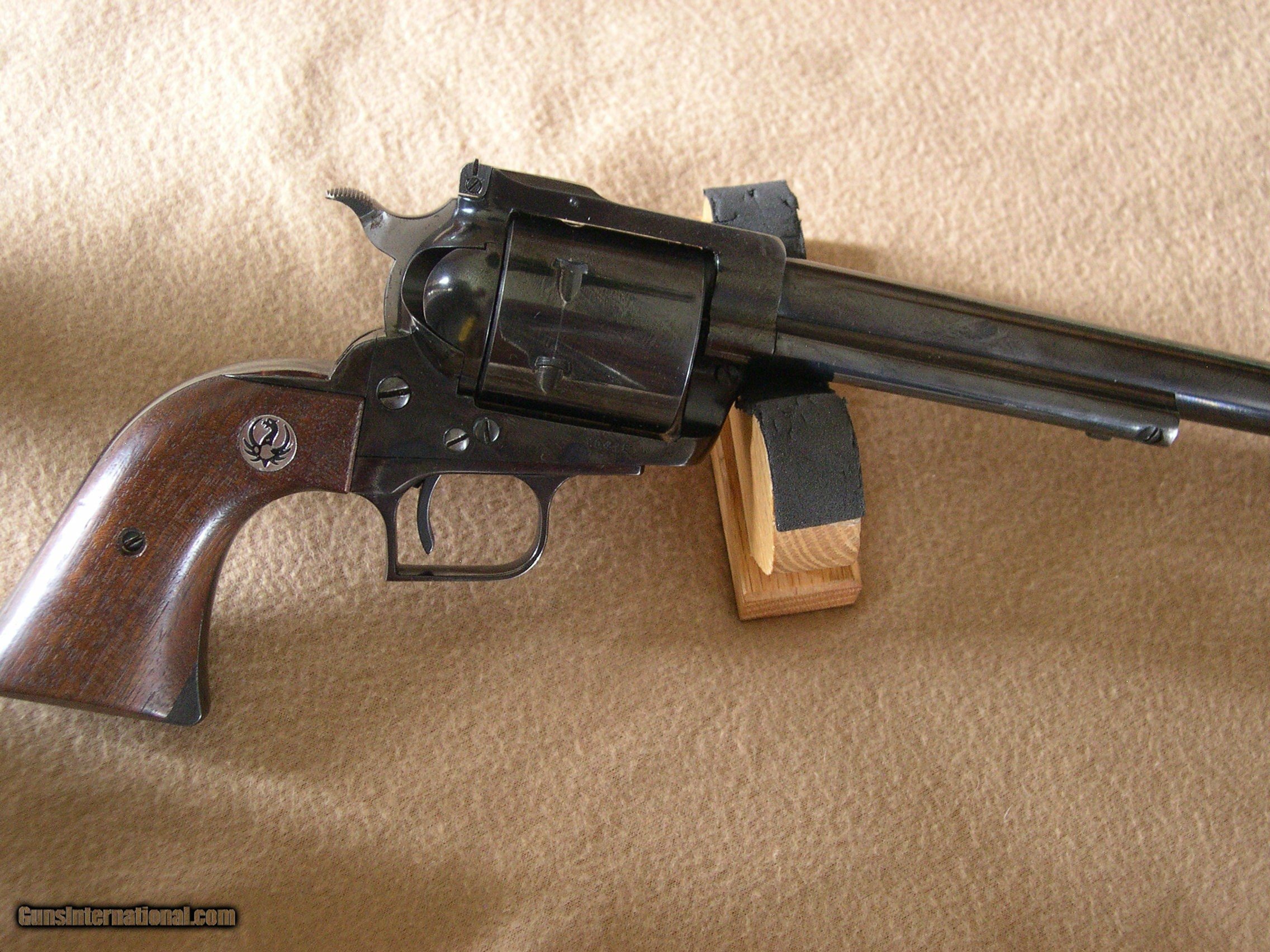 OLD Model super Blackhawk 44 Mag 98%