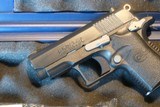 Colt Mustang XSP NIB 380 MINT - 4 of 6