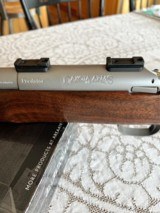 Dakota predator - 1 of 12