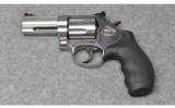 Smith & Wesson 686-6, .357 Magnum - 2 of 2