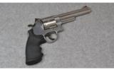 Smith & Wesson629-6, .44 Magnum - 1 of 2