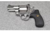 Smith & Wesson Performance Center 627-5, .357 Magnum - 2 of 2