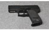 Heckler & Koch USP Compact .40 S&W - 2 of 2