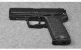 Heckler & Koch USP .40 Smith & Wesson - 2 of 2