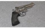 Smith & Wesson 629-1, .44 Magnum - 1 of 2
