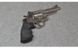 Smith & Wesson 629-5 Mountain Gun .44 Magnum - 1 of 2