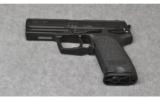 Heckler & Koch USP 9mmX19 - 2 of 2