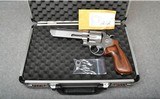 Smith and Wesson ~ 627-3 ~ .357 Mag - 4 of 4