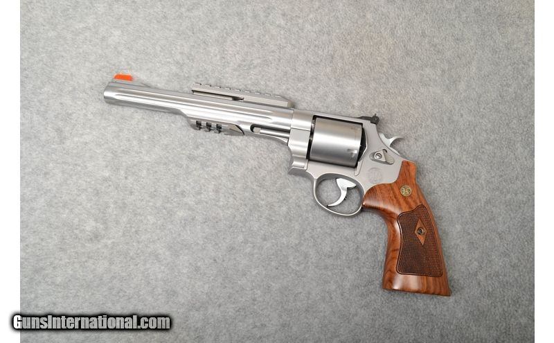 Smith & Wesson ~ 629-8 Performance Center ~ .44 Magnum