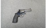 Smith & Wesson ~ 610-3 ~ 10MM - 1 of 2