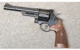 Smith & Wesson ~ 29-10 ~ .44 Magnum - 2 of 5