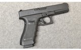 Glock ~ 22 Gen 4 ~ .40 S&W - 1 of 3