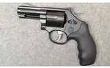Smith & Wesson ~ 19-9 Performance Center ~ .357 Magnum - 2 of 3