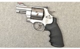 Smith & Wesson ~ 629-6 ~ .44 Magnum - 2 of 4