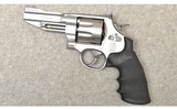 Smith & Wesson ~ Pro Series 627-5 ~ .357 Magnum - 2 of 4