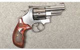 Smith & Wesson ~ 629-6 ~ .44 Magnum - 1 of 4