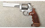 Smith & Wesson ~ 686-6 ~ .357 Magnum - 2 of 4
