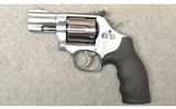 Smith & Wesson ~ 686-6 ~ .357 Magnum - 2 of 4