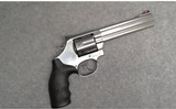 Smith & Wesson ~ 686-6 ~ .357 Magnum ~ - 1 of 9