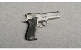 Smith & Wesson ~ 5906 ~ 9mm Luger