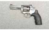 Smith & Wesson ~ 686-6 ~ .357 Magnum - 2 of 4