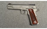 Kimber ~ Stainless Target II ~ .45 ACP - 2 of 7
