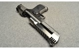 Magnum Research ~ Desert Eagle ~ .50 Action Express - 5 of 9