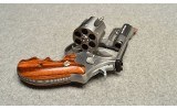 Smith & Wesson ~ 657 ~ .41 Magnum - 5 of 7