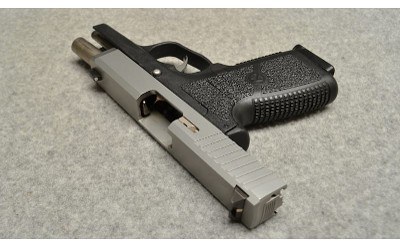 Kahr Arms ~ CW 9 ~ 9mm Luger - Image 4 of 5