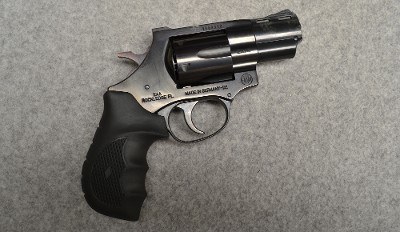Ruger ~ P91dc ~ .40 S&W - Image 1 of 6