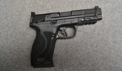 Smith & Wesson ~ M&P 10mm ~ 10mm Auto - Image 1 of 5