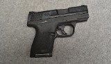 Smith & Wesson ~ M&P 9 Shield ~ 9mm Luger - 1 of 5