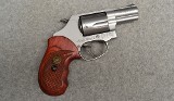 Smith & Wesson ~ 60-14 Lady Smith ~ .357 Magnum - 1 of 6