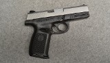 Smith & Wesson ~ SW40VE ~ .40 S&W - 1 of 5