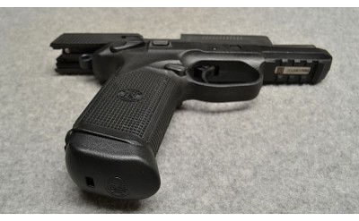 FN ~ FNX-45 ~ .45 ACP - Image 5 of 6