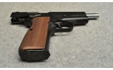Inglis ~ P-35 ~ 9mm Luger - 5 of 5