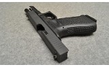 Glock ~ 17 Gen 3 ~ 9mm Luger - 4 of 6