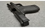 Smith & Wesson ~ M&P 40 Shield ~ .40 S&W - 4 of 6
