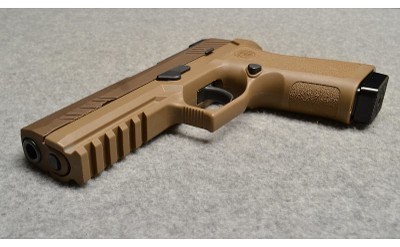 SIG Sauer ~ P320 M17 ~ 9mm Luger - Image 3 of 6