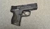 Smith & Wesson ~ M&P40C ~ .40 S&W - 1 of 6