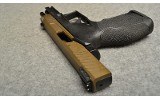 Taurus ~ TX 22 ~ .22 Long Rifle - 4 of 6