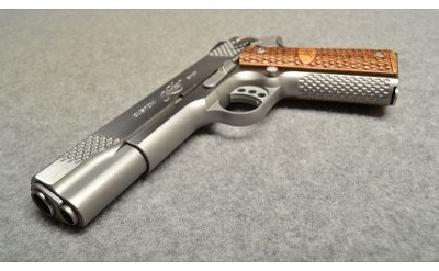 Kimber ~ Stainless Raptor II ~ .45 ACP - Image 3 of 7