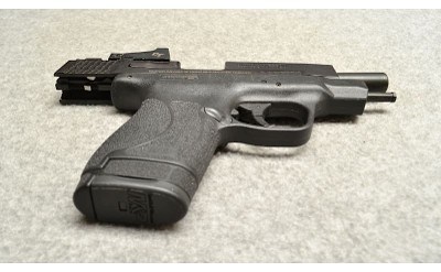Smith & Wesson ~ M&P9 Shield PC ~ 9mm Luger - Image 5 of 6