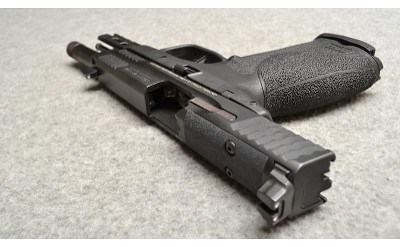 Smith & Wesson ~ M&P 9 2.0 Threaded ~ 9mm Luger - Image 4 of 6