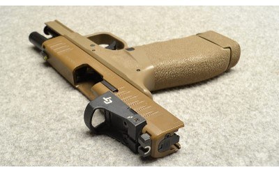 Springfield Armory ~ Hellcat Pro ~ 9mm Luger - Image 4 of 6