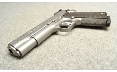 SIG Sauer ~ 1911 ~ .40 S&W - Image 3 of 6