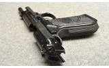 Beretta ~ 96 ~ .40 S&W - Image 4 of 5