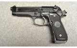 Beretta ~ 96 ~ .40 S&W - Image 2 of 5
