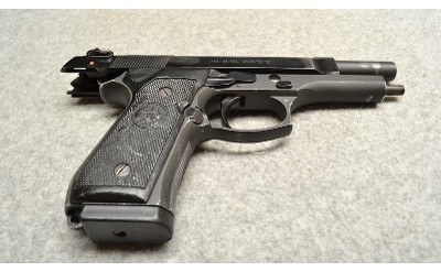 Beretta ~ 96 ~ .40 S&W - Image 5 of 5