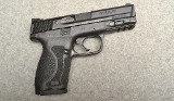 Smith & Wesson ~ M&P 40 ~ .40 S&W - Image 1 of 6